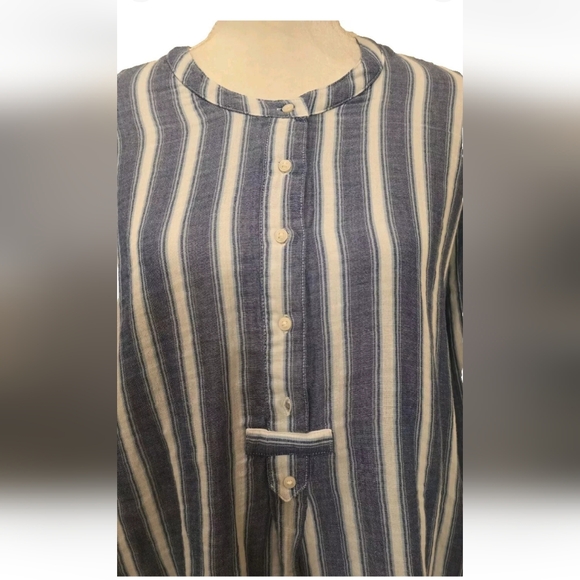 Old Navy Women's White Blue Stripe Old Money 1/2 Button 100% Cotton Top NWT XL - Picture 3 of 9